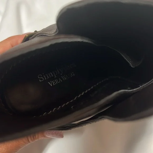 Brown leather simply Vera Wang Boots - Picture 2 of 5